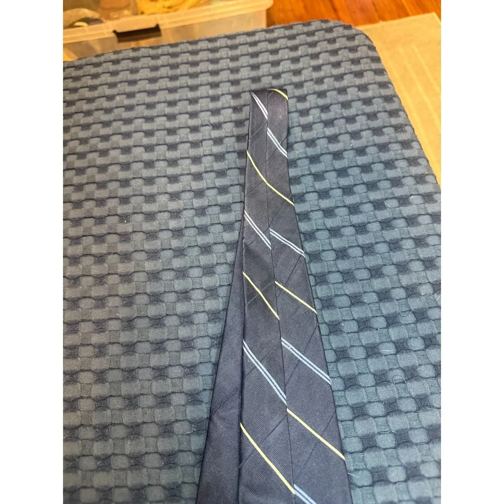 Tommy Hilfiger 100% Silk Tie USA Made Navy Blue Striped Necktie Vintage